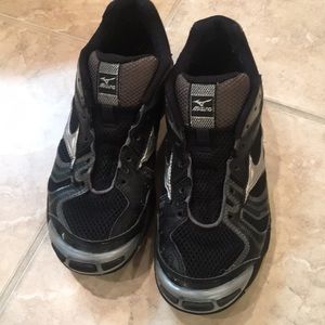 Mizuno Volleyball Shoes